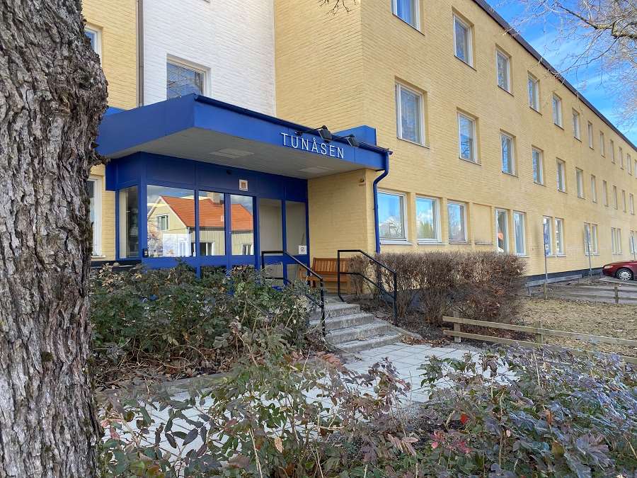 Fasaden på vård- och omsorgsboendet Tunåsen i Svartbäcken i Uppsala.