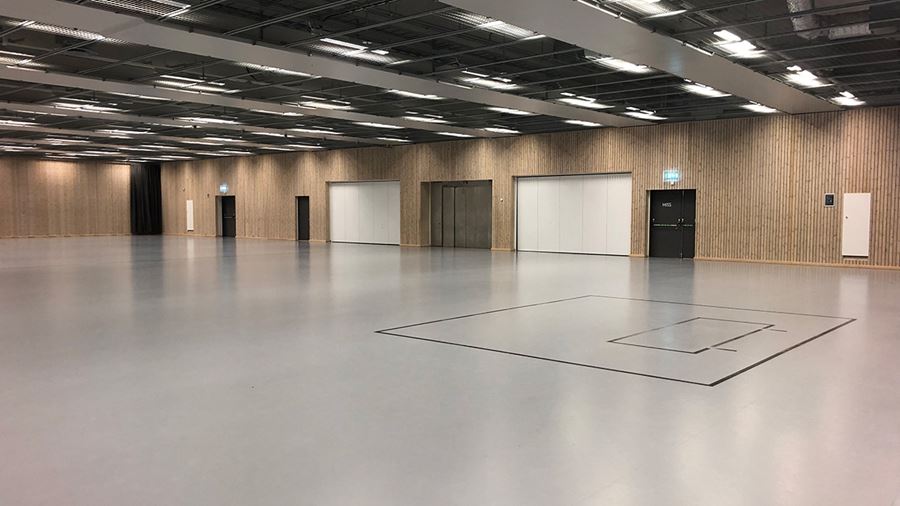 Fyrishov hall F från vänster