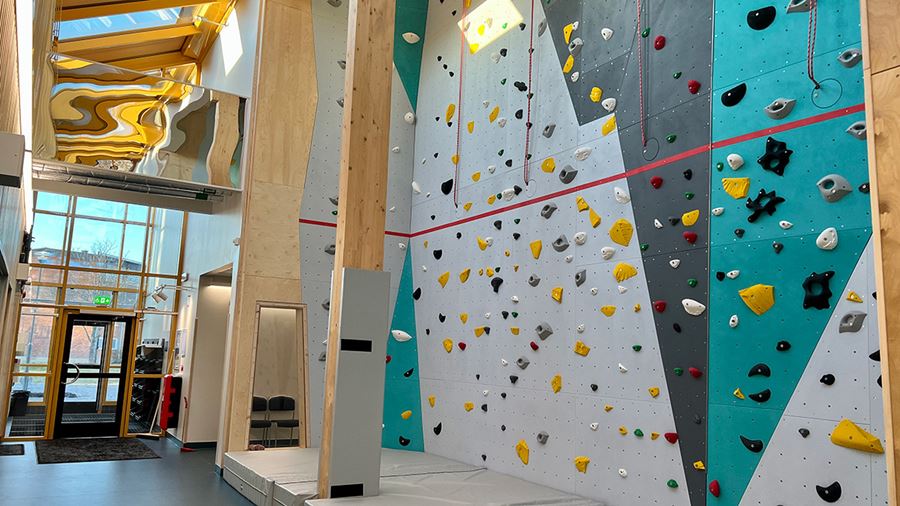 Brantingsskolans_idrottshall_kl&auml;tterv&auml;gg_1200x675.jpg