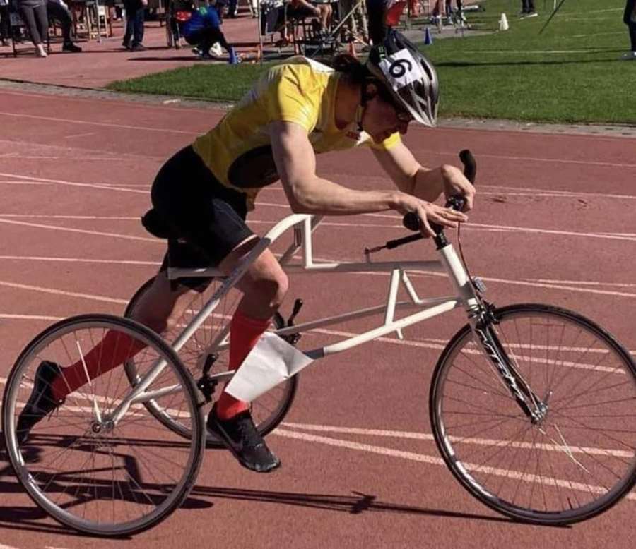 Pontus Stålfors, 25, tillhör eliten i framerunning och är en av tre som får Uppsala kommuns elitidrottsstipendium 2022. Foto: Magnus Olsson