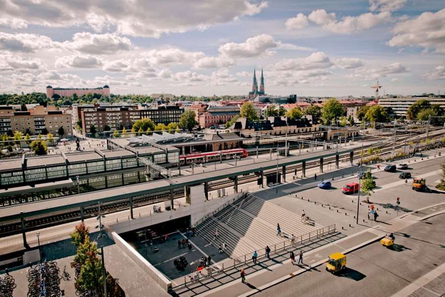 Vy över resecentrum i centrala Uppsala