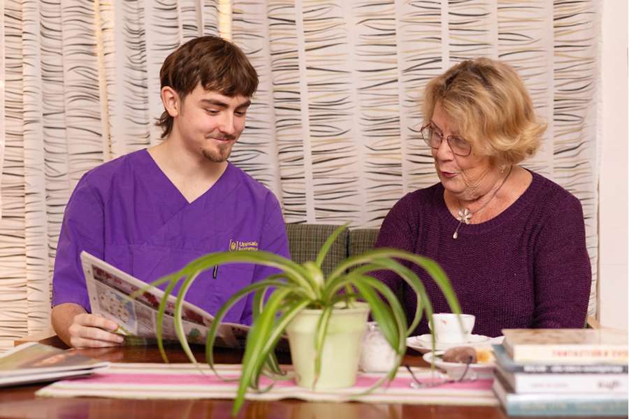 Sommarjobbare inom äldreomsorgen