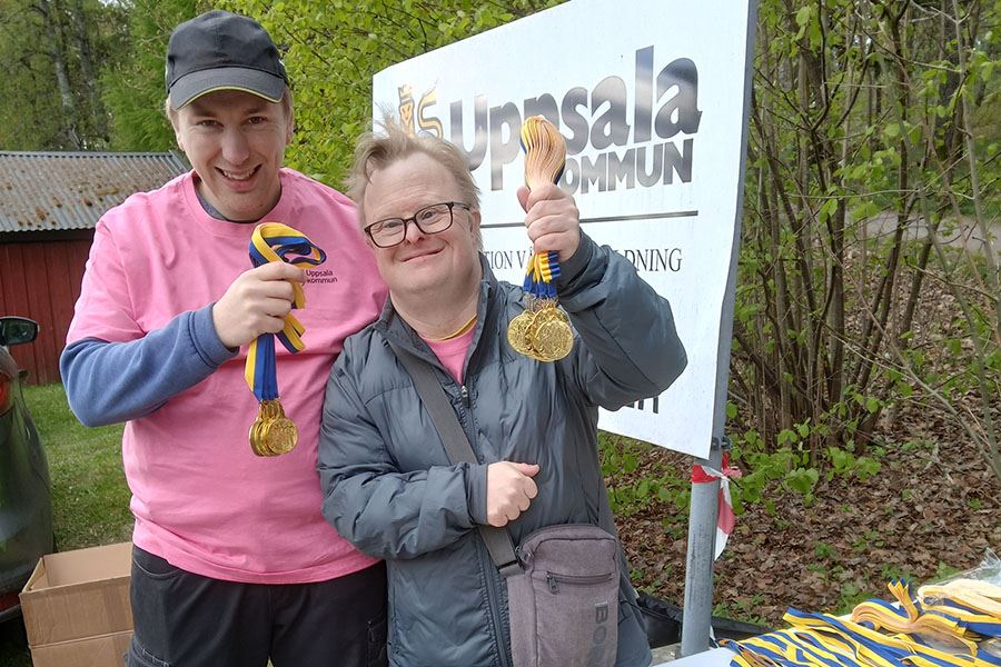 Kim Hammarsten (v&auml;nster) och Henrik Eriksson (h&ouml;ger) Servicebudet.jpg
