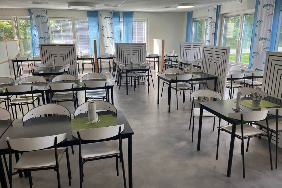 ramsta skola.jpg
