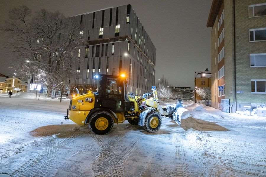 Plogning utanför UKK: Foto: Johan Wahlgren