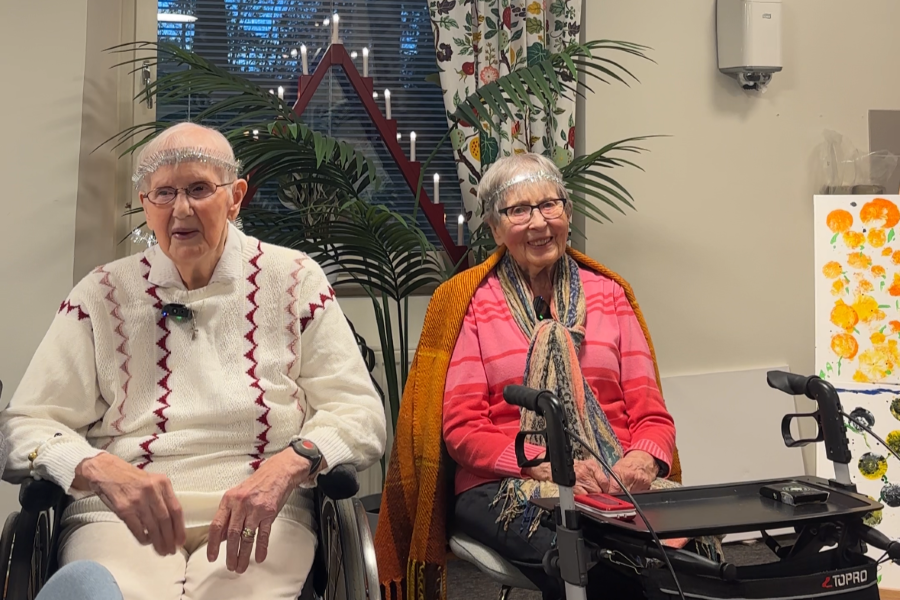 Ulla och Kerstin på Glimmervägen