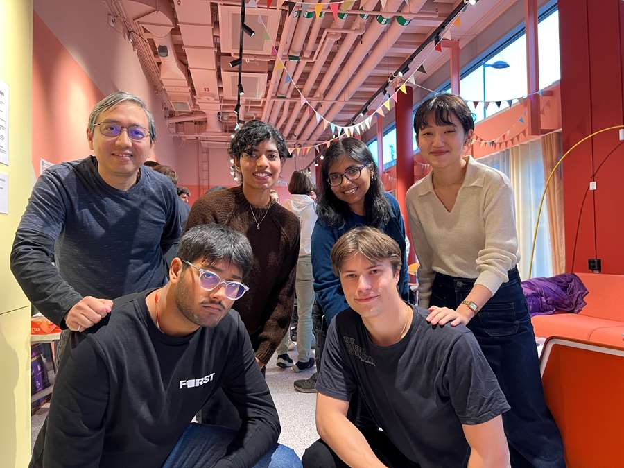 Studenter från UU som deltar i hackathon