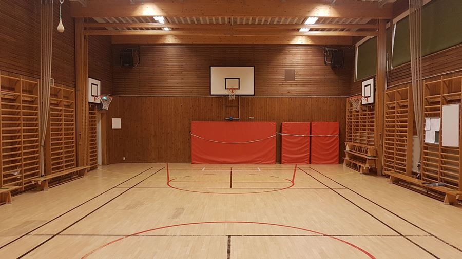 Fredrika Bremerskolan idrottshall 1