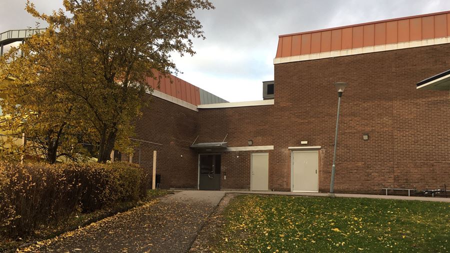 Gottsundaskolan sporthall omklädningsrum