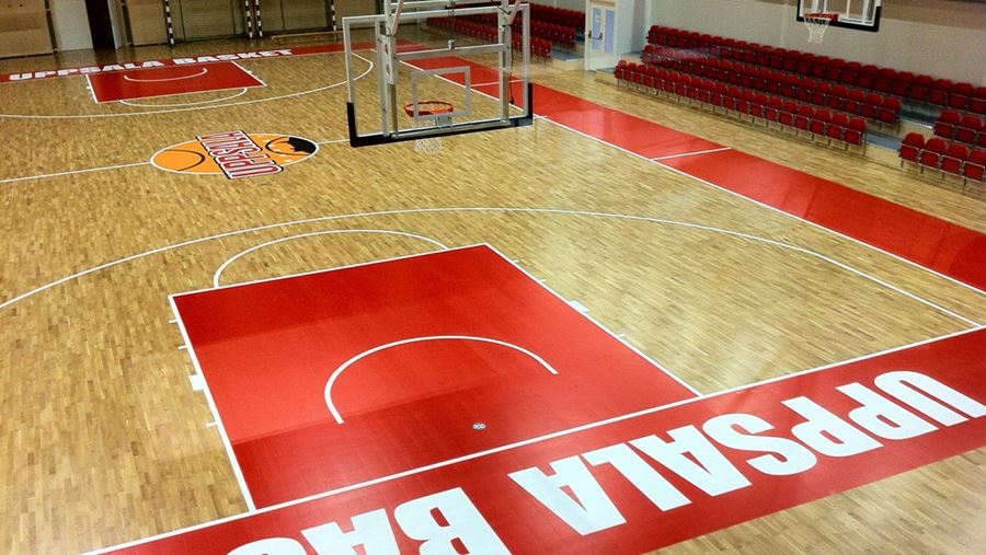 Rosendalshallens basketplan inomhus