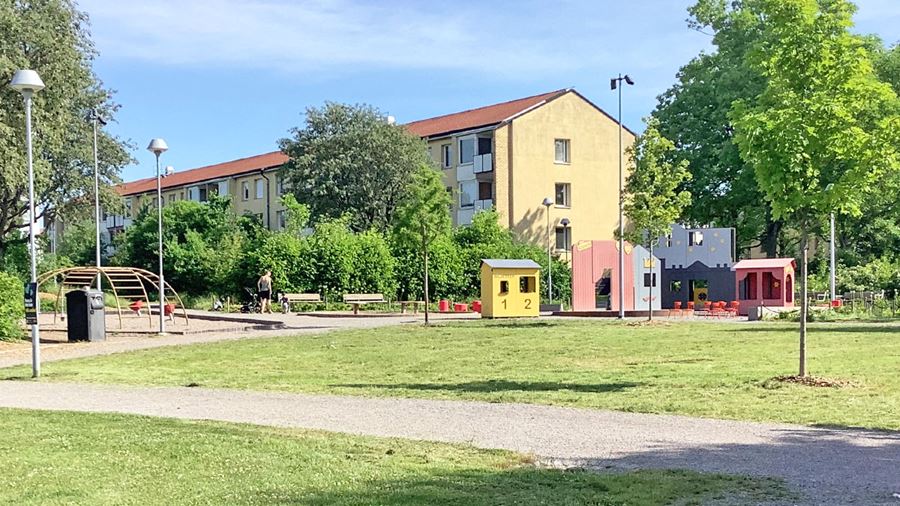 Översikt Källparkens lekplats