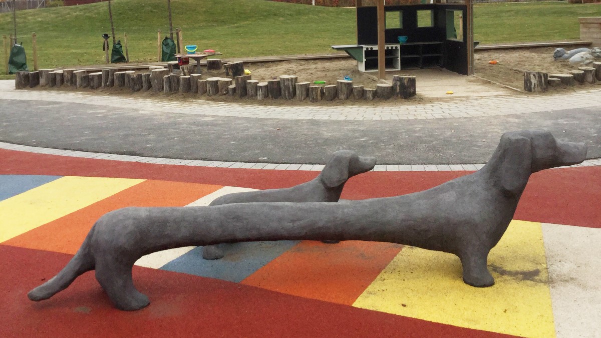 Stora taxar i Portalparkens lekplats.