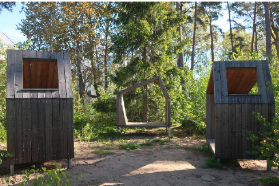 Lekhus i skogen