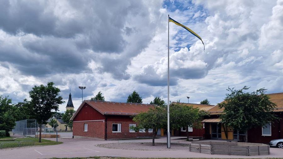 Vänge skolas syslöjdsal från utsidan