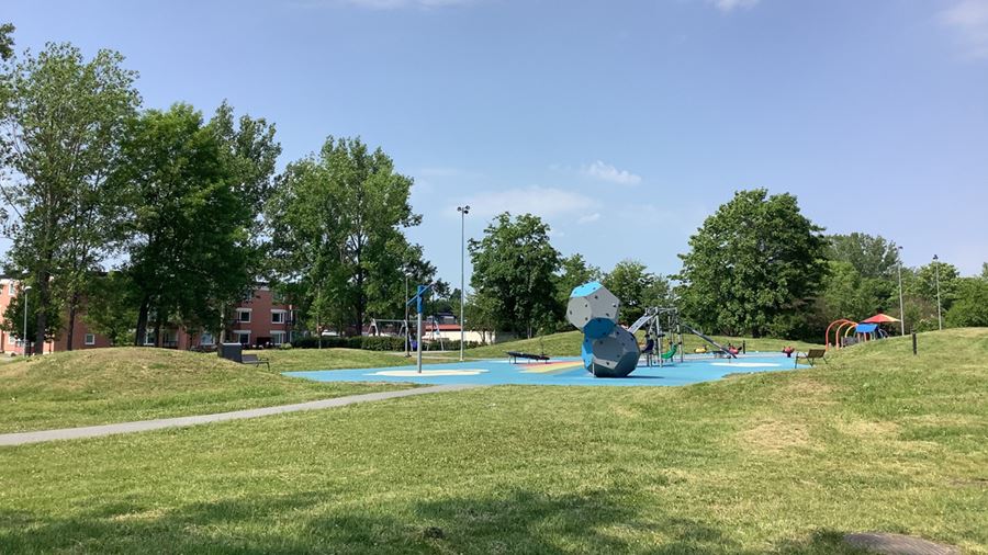 Lekplatsen i Gränbyparken.
