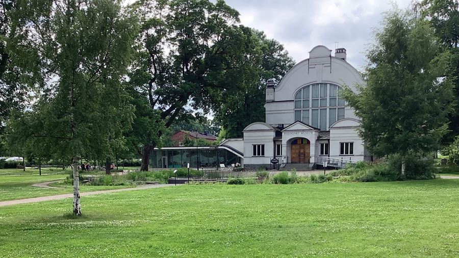 Biotopia - biologiskt museum med kafé i Vasaparken.