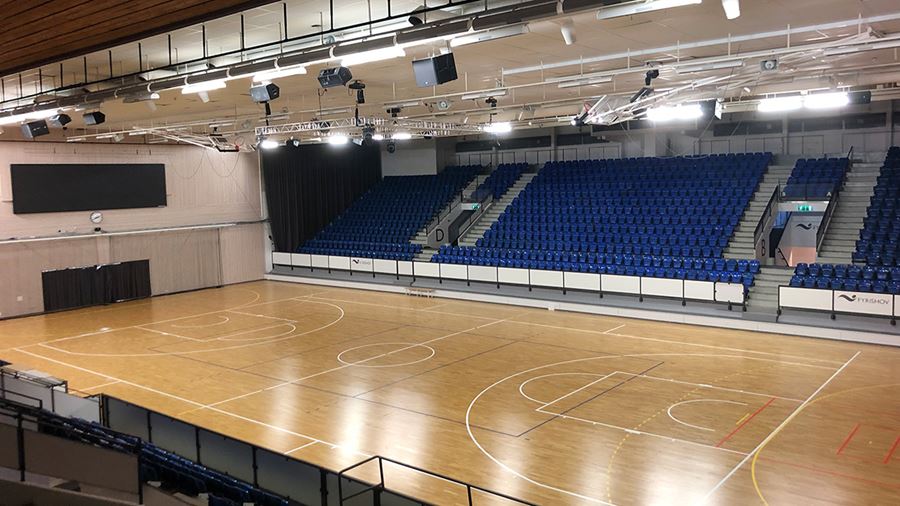 Fyrishov hall A golv och läktare